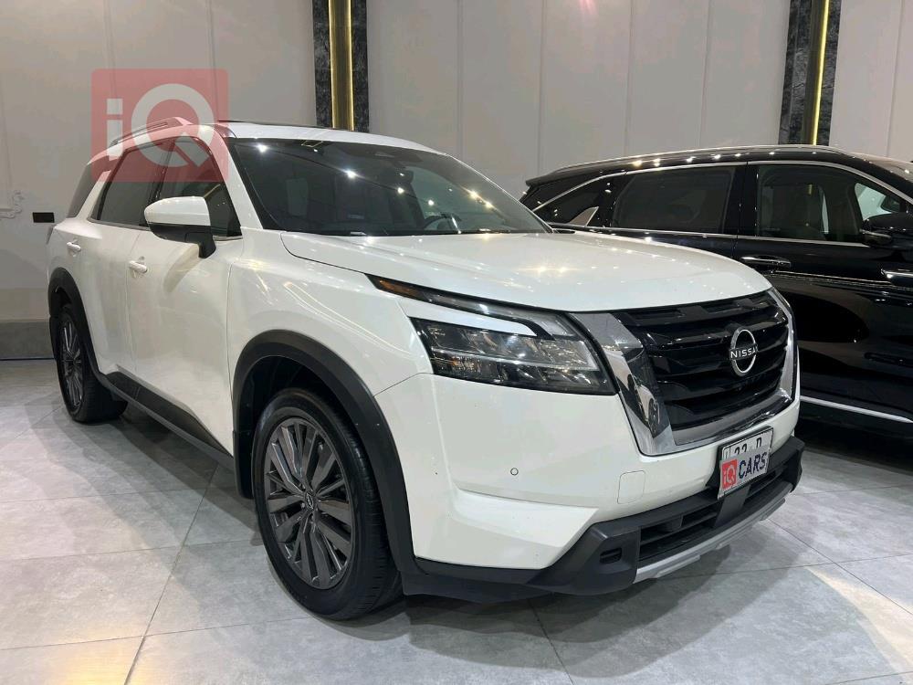 نيسان باثفايندر